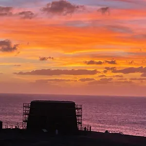 https://sirena-iris.in-canary-islands.com
